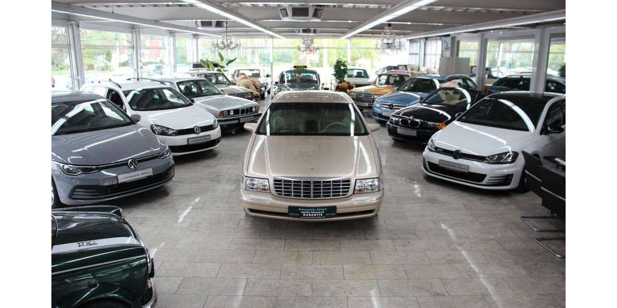 Cadillac Deville 160.000 km 4.990 &euro; Essen 45356