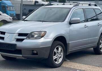 Mitsubishi Outlander 206.000 km 2.650 &euro; Wuppertal 42389