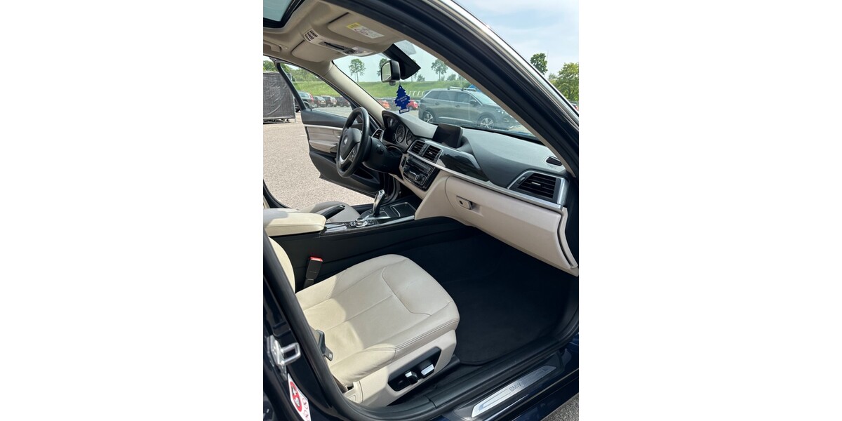 BMW 330 87.337 km 26.999 &euro; Gelsenkirchen 45879