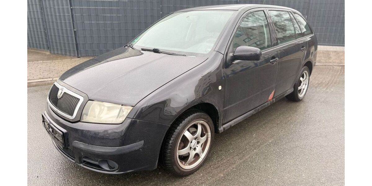 Skoda Fabia 148.000 km 699 &euro; Essen 45356