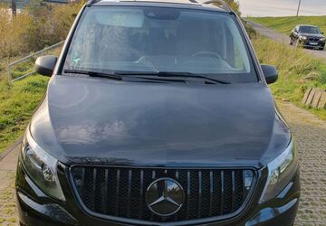 Mercedes-Benz Vito 63.280 km 38.900 &euro; Duisburg 47137