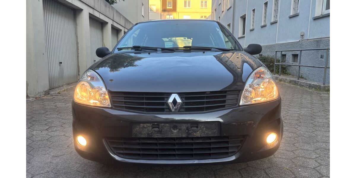 Renault Clio 162.000 km 1.450 &euro; Essen 45147
