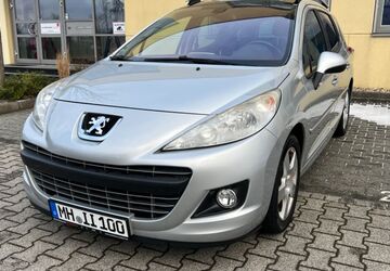 Peugeot 207 120.000 km 5.850 &euro; Mülheim an der Ruhr 45473