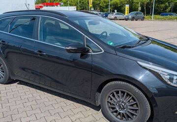 Kia ceed Sportswagon 106.000 km 7.500 &euro; Essen 45326