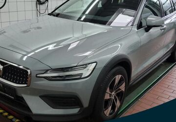 Volvo V60 Cross Country 19.715 km 39.980 &euro; Essen-Kray 45309