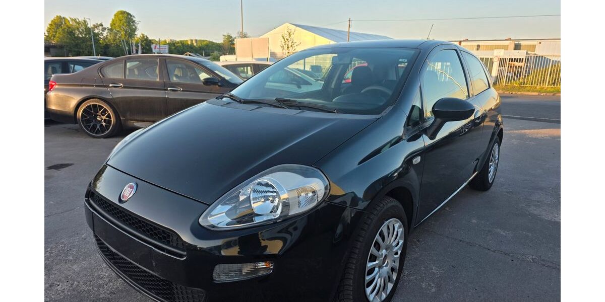 Fiat Punto 189.000 km 2.699 &euro; Moers 47441