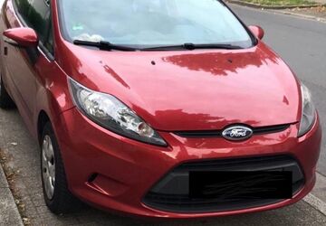 Ford Fiesta 157.000 km 2.500 &euro; Essen 45143