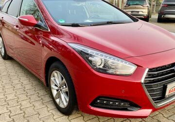 Hyundai i40 145.210 km 9.200 &euro; Moers 47445