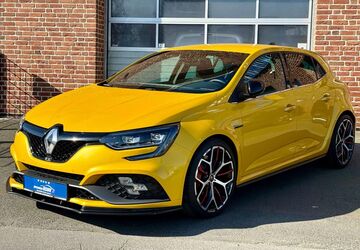 Renault Megane 85.967 km 27.195 &euro; Essen 45327
