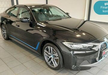 BMW i4 38.858 km 32.290 &euro; Wuppertal 42287