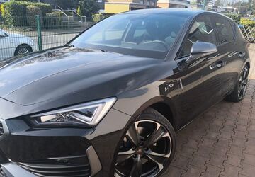 Cupra Leon 42.000 km 21.900 &euro; Duisburg 47167