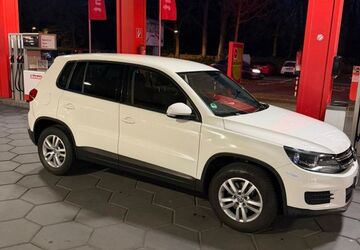 VW Tiguan 210.500 km 7.250 &euro; HERTEN 45699