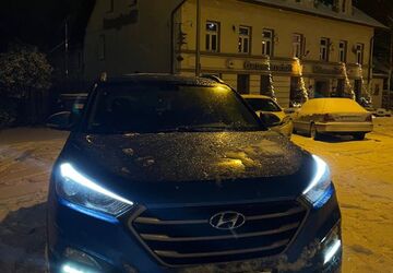 Hyundai TUCSON 94.000 km 15.000 &euro; Duisburg-Walsum 47178
