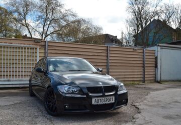 BMW 330 111.000 km 18.980 &euro; Duisburg 47166