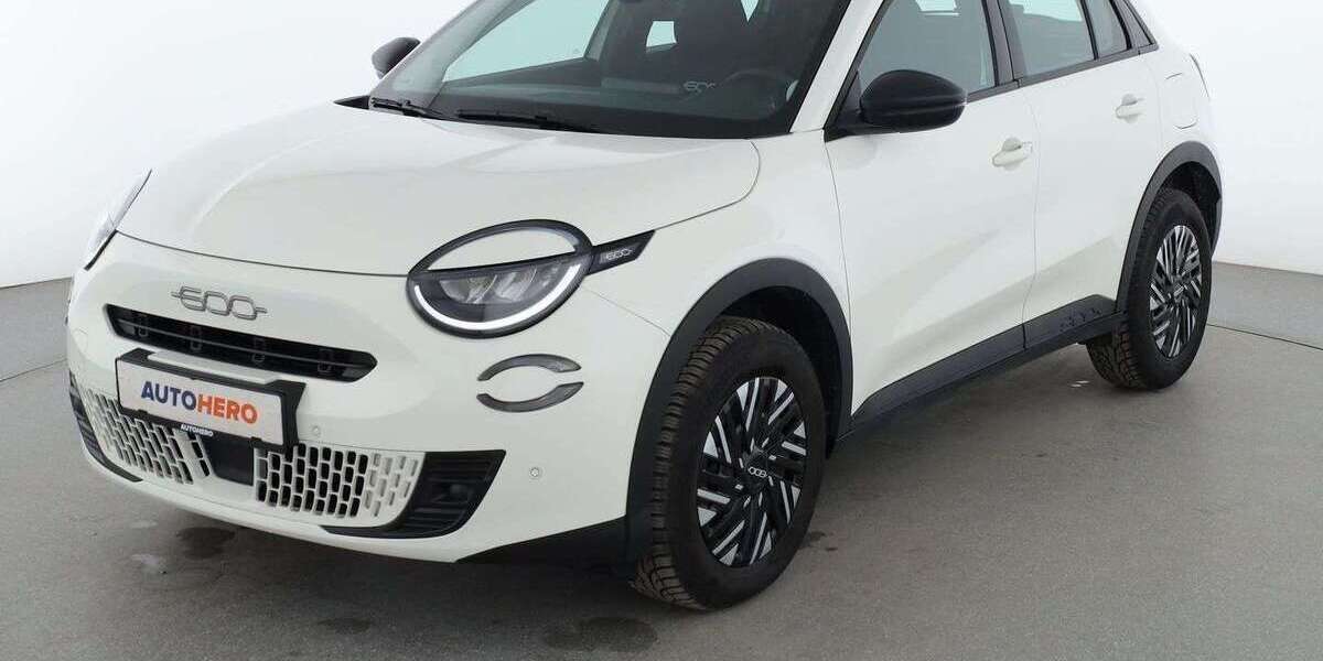 Fiat 600 6.274 km 23.790 &euro; Essen 45141