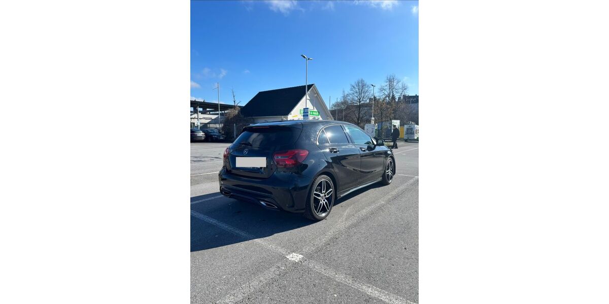 Mercedes-Benz A 180 101.000 km 14.900 &euro; Wuppertal 42103