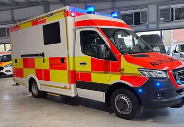 Mercedes-Benz Sprinter 254.000 km 31.900 &euro; Gelsenkirchen 45879