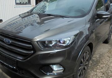 Ford Kuga 60.000 km 18.850 &euro; Essen 45329