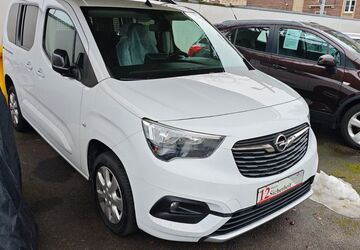 Opel Combo 69.000 km 15.800 &euro; Essen 45136