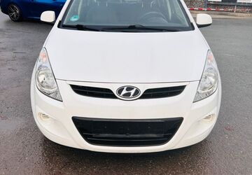 Hyundai i20 165.000 km 2.750 &euro; Gelsenkirchen 45884
