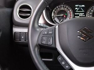 Suzuki Vitara 1.4 Mild-Hybrid Comfort 4x2 Kam Klima 27.380 km 17.890 &euro; HAAN 42781