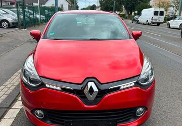 Renault Clio 137.000 km 4.999 &euro; Essen 45359