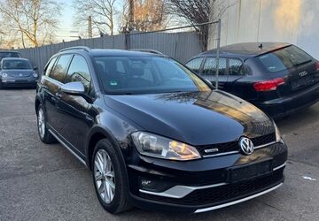 VW Golf 207.000 km 10.500 &euro; Essen 45143