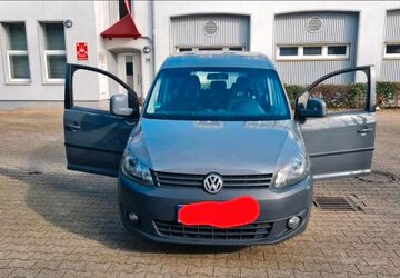 VW Caddy 212.000 km 5.400 &euro; Recklinghausen 45663