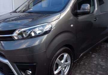 Toyota Proace 183.500 km 22.850 &euro; Oberhausen 46149