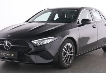 Mercedes-Benz A 180 10.498 km 29.199 &euro; Essen 45309