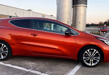 Kia pro ceed / ProCeed 150.000 km 7.950 &euro; Essen 45145