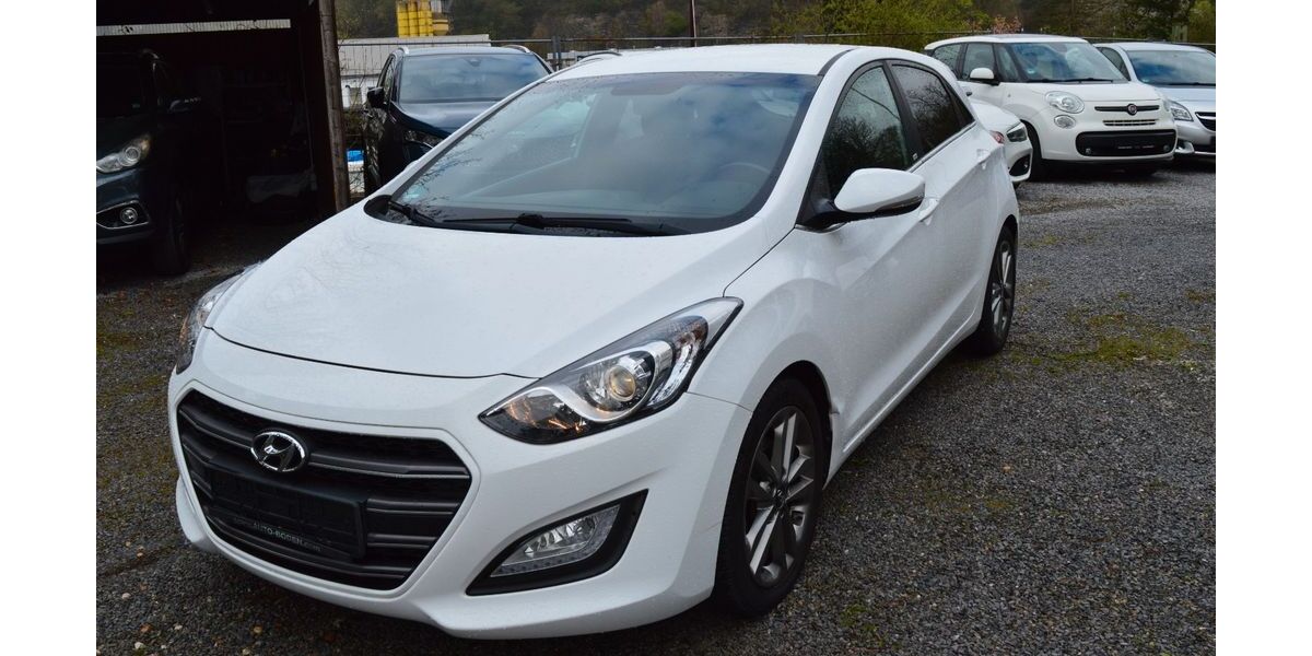 Hyundai i30 139.000 km 8.899 &euro; Wuppertal 42279