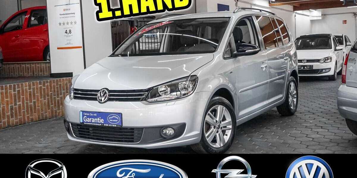 VW Touran 108.000 km 9.799 &euro; Duisburg 47179