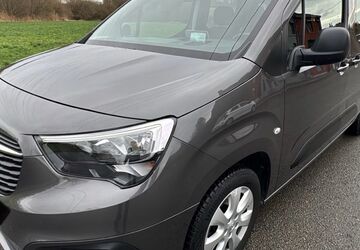 Opel Combo 68.000 km 18.740 &euro; Oberhausen 46149