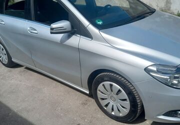 Mercedes-Benz B 180 178.000 km 6.900 &euro; Essen 45134