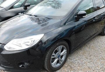 Ford Focus 302.678 km 2.699 &euro; Mülheim 45473