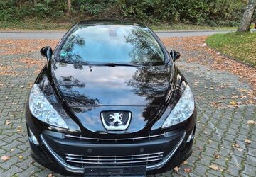 Peugeot 308 98.000 km 6.999 &euro; Essen 45356