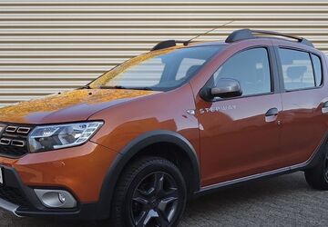 Dacia Sandero 71.295 km 9.390 &euro; Duisburg 47059