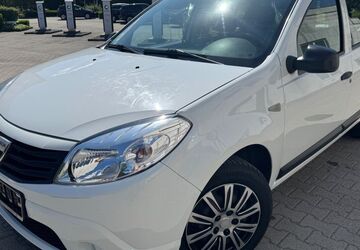 Dacia Sandero 110.000 km 2.999 &euro; Essen 45133