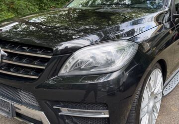 Mercedes-Benz ML 350 267.908 km 15.200 &euro; Essen 45276