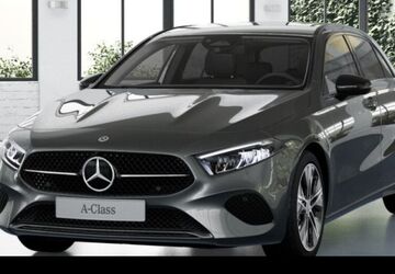 Mercedes-Benz A 180 9.900 km 33.490 &euro; Duisburg 47138