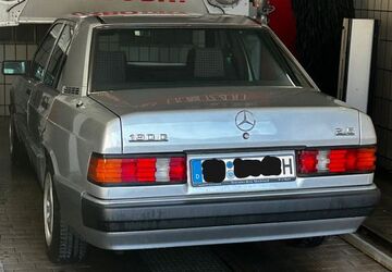 Mercedes-Benz 190 208.120 km 5.999 &euro; Herten 45699