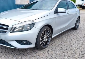 Mercedes-Benz A 180 83.000 km 10.999 &euro; Essen 45279