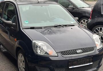Ford Fiesta 182.000 km 1.790 &euro; Essen 45145