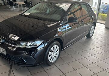 VW Polo 9.698 km 18.490 &euro; Essen 45141