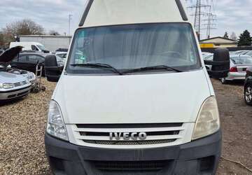 IVECO Daily 277.000 km 4.799 &euro; Bottrop 46242