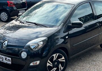Renault Twingo 94.805 km 4.999 &euro; Duisburg 47137