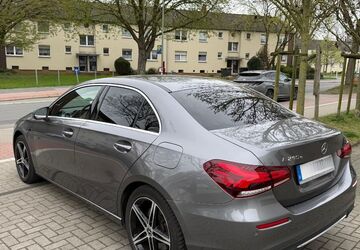 Mercedes-Benz A 250 96.000 km 18.999 &euro; Duisburg 47169