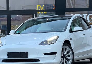 Tesla Model 3 19.676 km 29.900 &euro; Wuppertal 42283