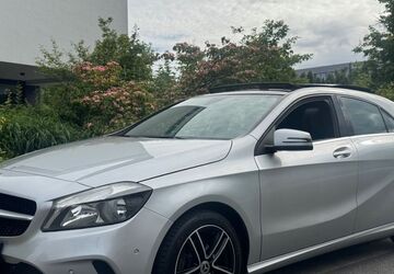 Mercedes-Benz A 180 136.000 km 11.800 &euro; Essen 45356